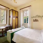 App Mughetto In Marchello Apartment Brunate